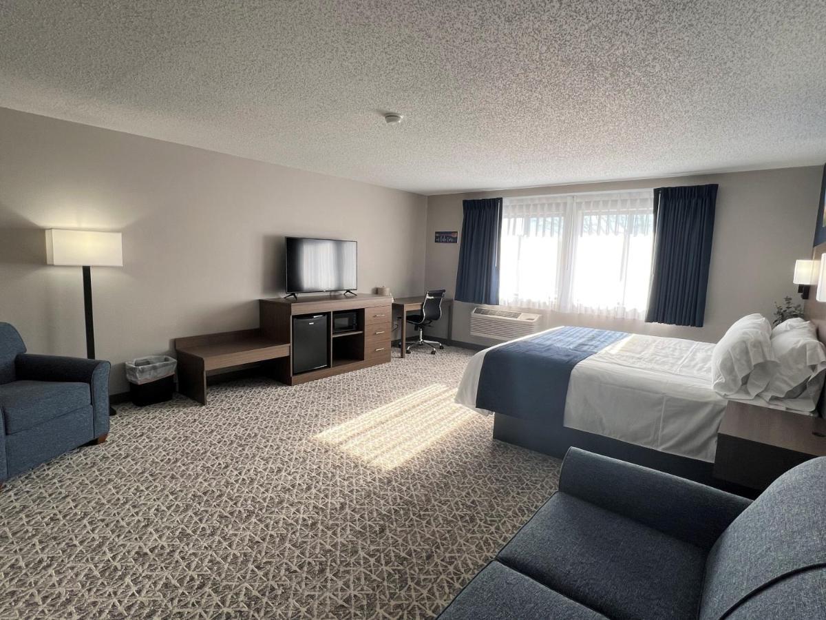Hilltop Inn & Suites Grove ภายนอก รูปภาพ