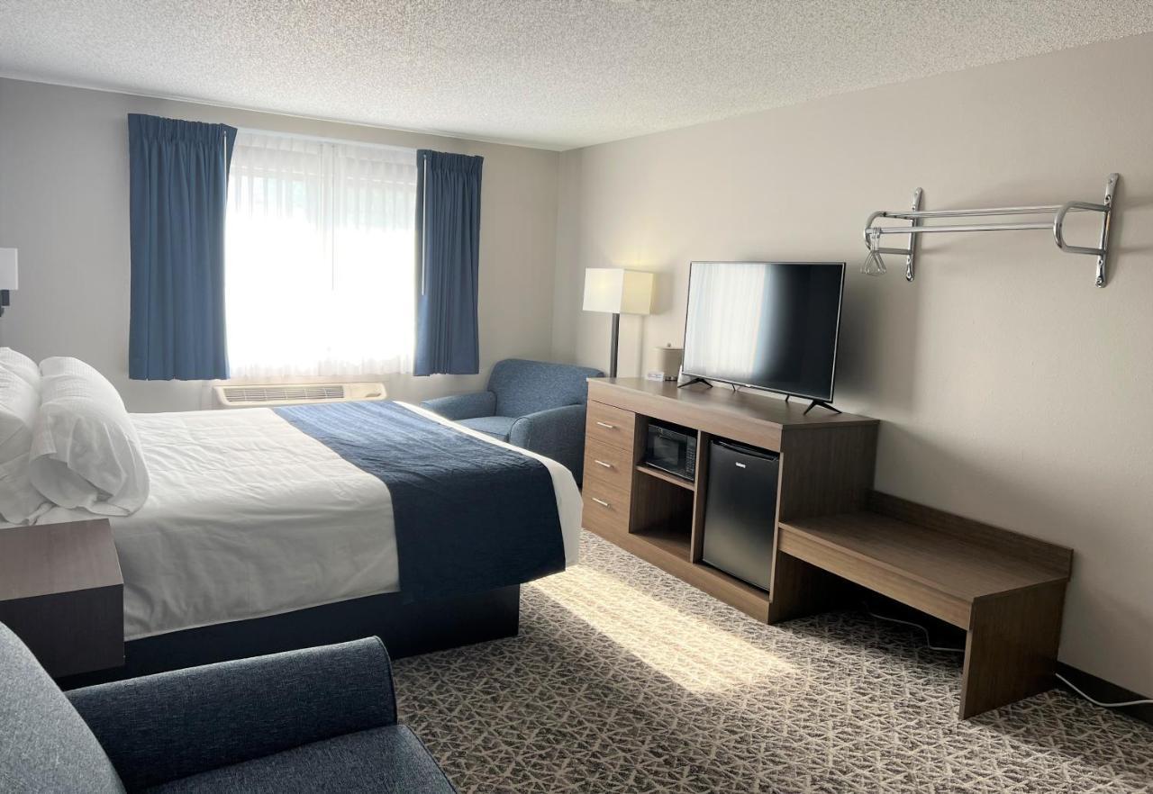 Hilltop Inn & Suites Grove ภายนอก รูปภาพ